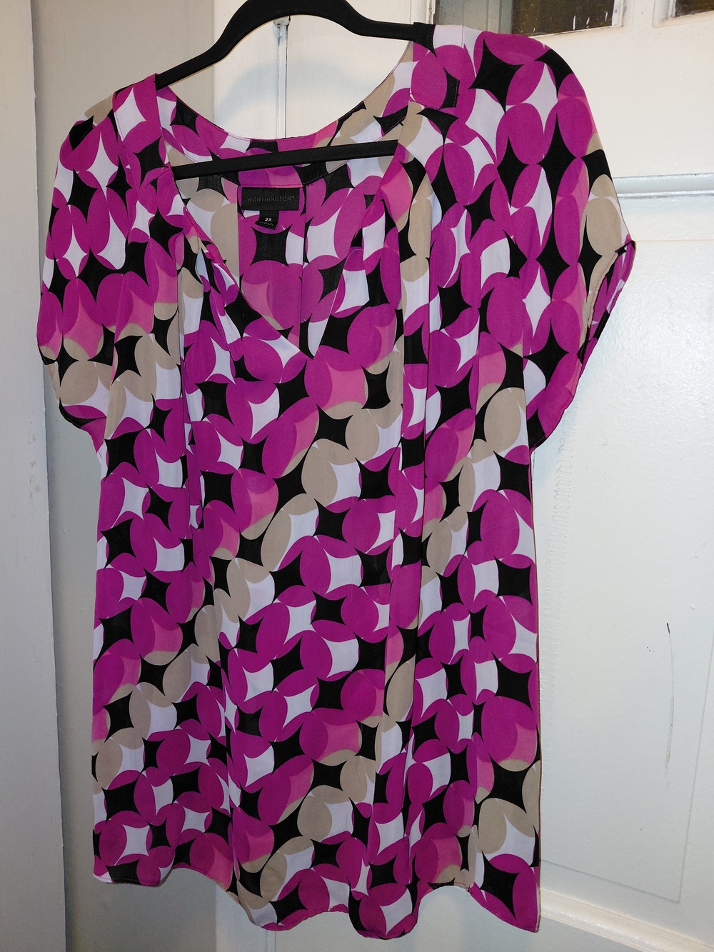 Worthington Magenta Black Cream Geometric Short-Sleeve Blouse